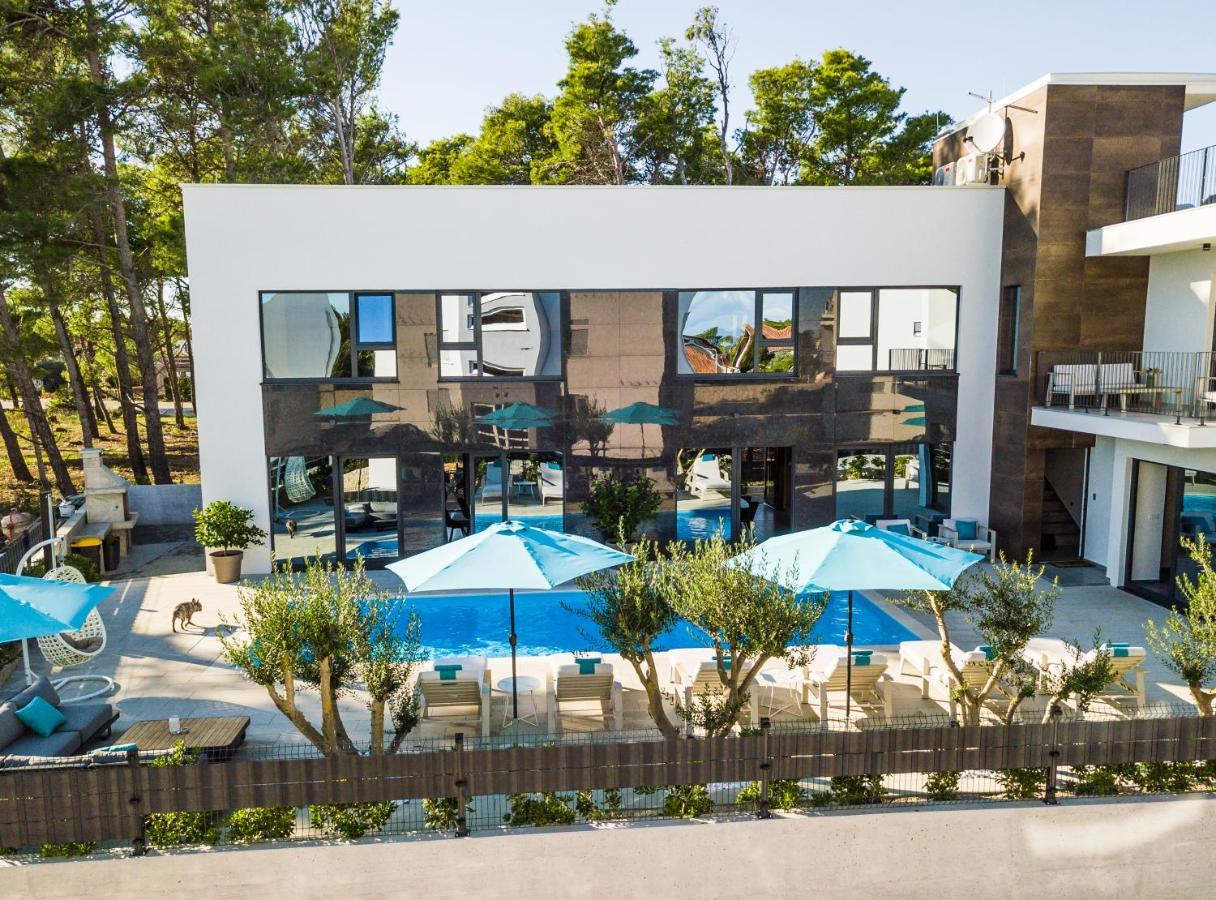 Olive Tree Mansion Διαμέρισμα Vir Εξωτερικό φωτογραφία