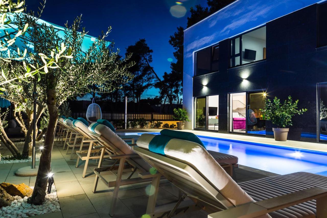 Olive Tree Mansion Διαμέρισμα Vir Εξωτερικό φωτογραφία