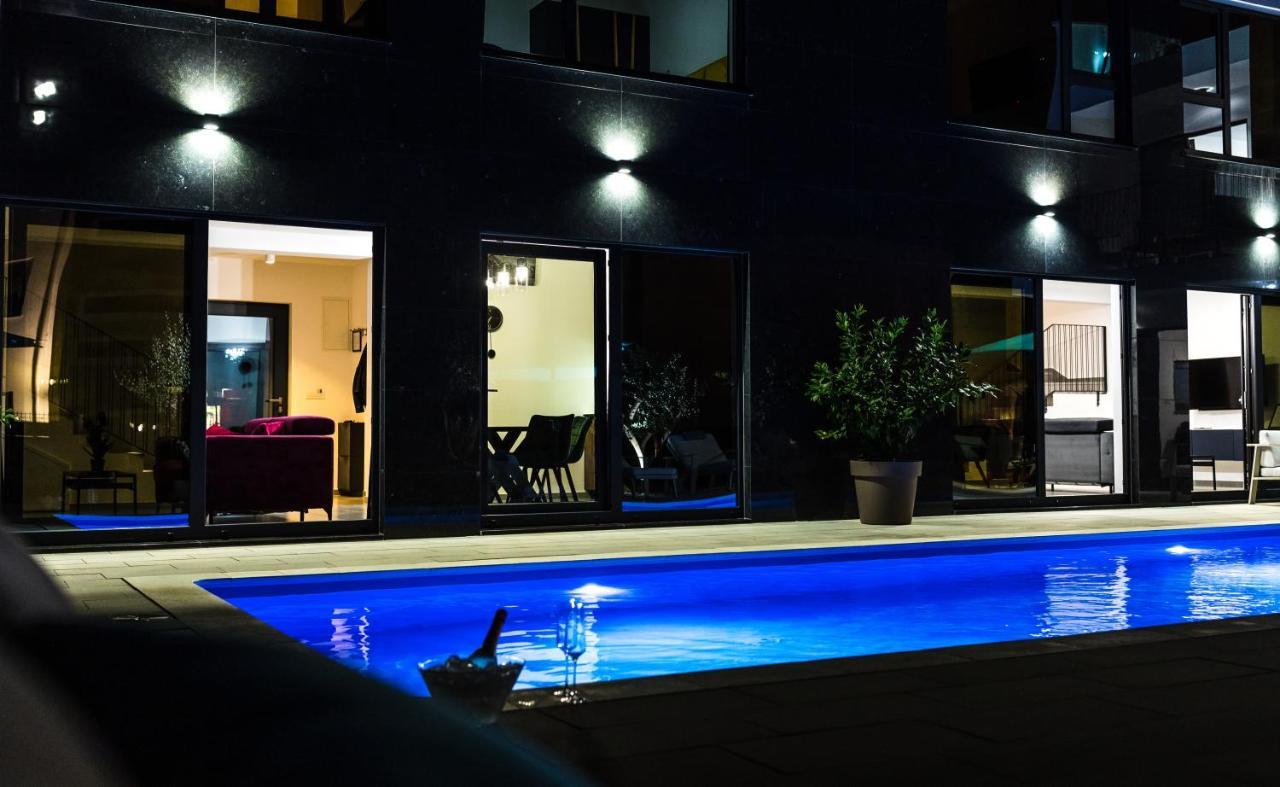 Olive Tree Mansion Διαμέρισμα Vir Εξωτερικό φωτογραφία