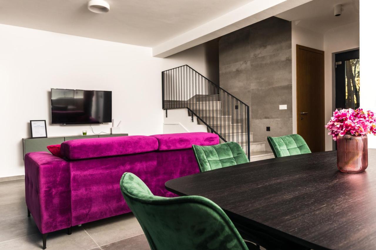Olive Tree Mansion Διαμέρισμα Vir Εξωτερικό φωτογραφία